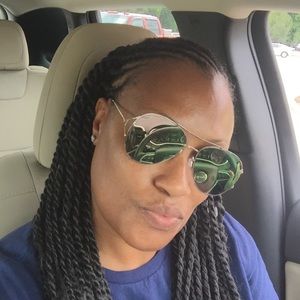 Meet your Posher, Dionbe